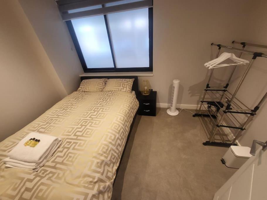 Entire Reigate Apartment Hosted By Pius Exterior photo